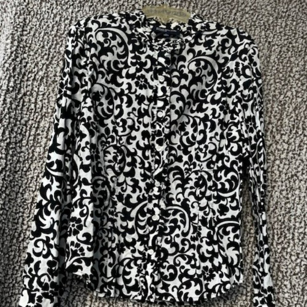 JONES NEW YORK Black & White Patterned Ruffle Front Long Sleeve Blouse